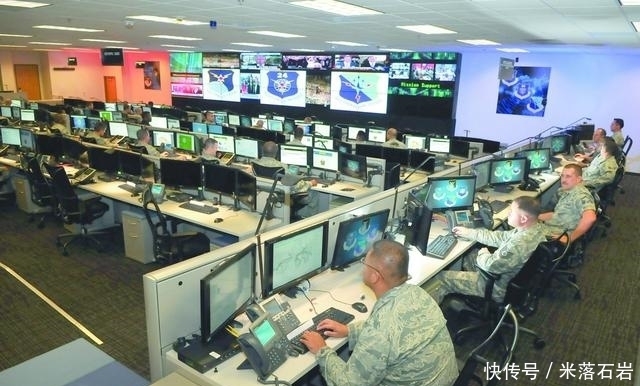 斯诺登作出重要决定,美国丑陋面目曝光